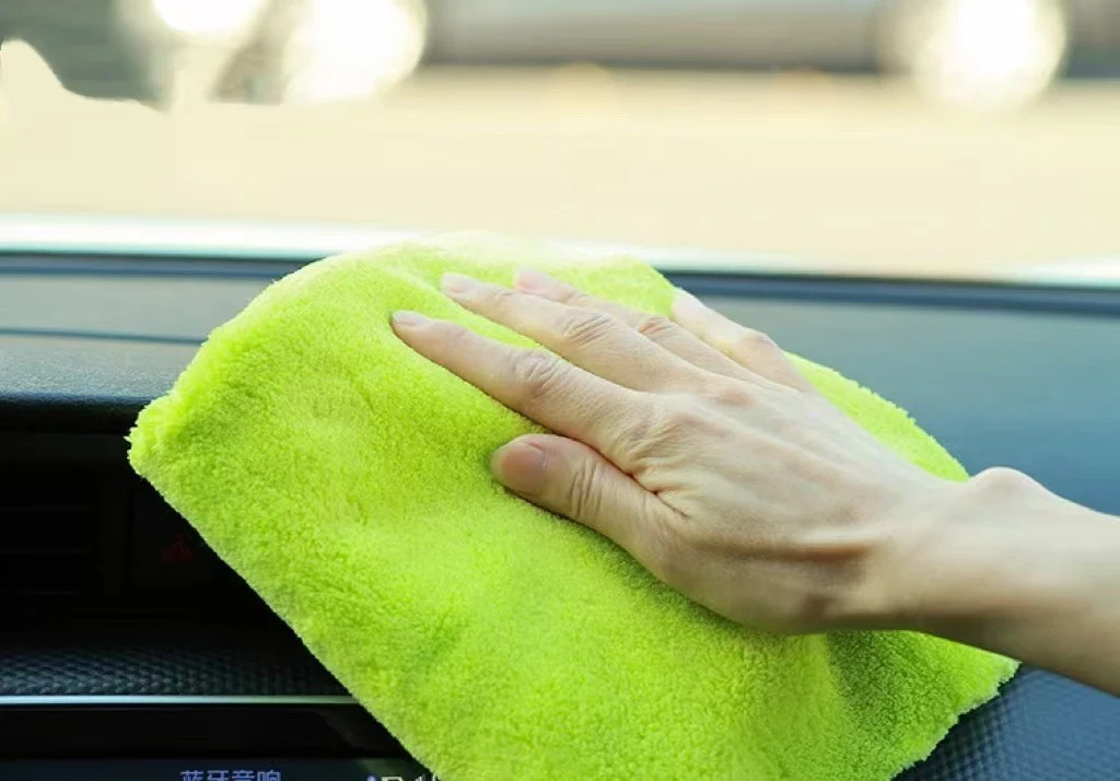 High-Density Double-Sided Coral Fleece Towel