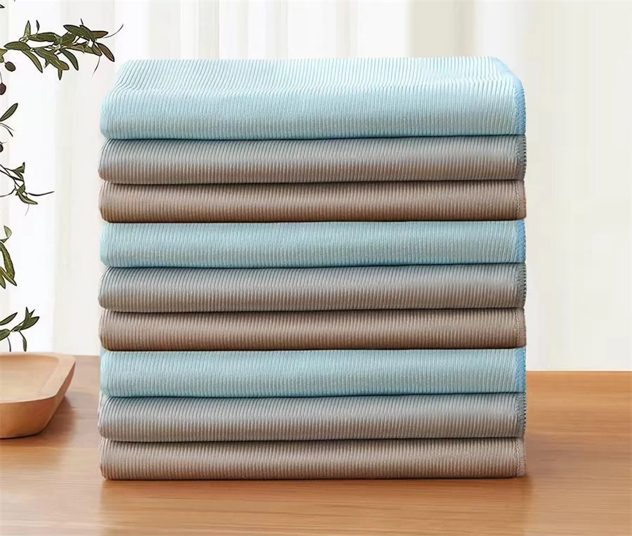 C11 Striped Glass Towel - detail 3