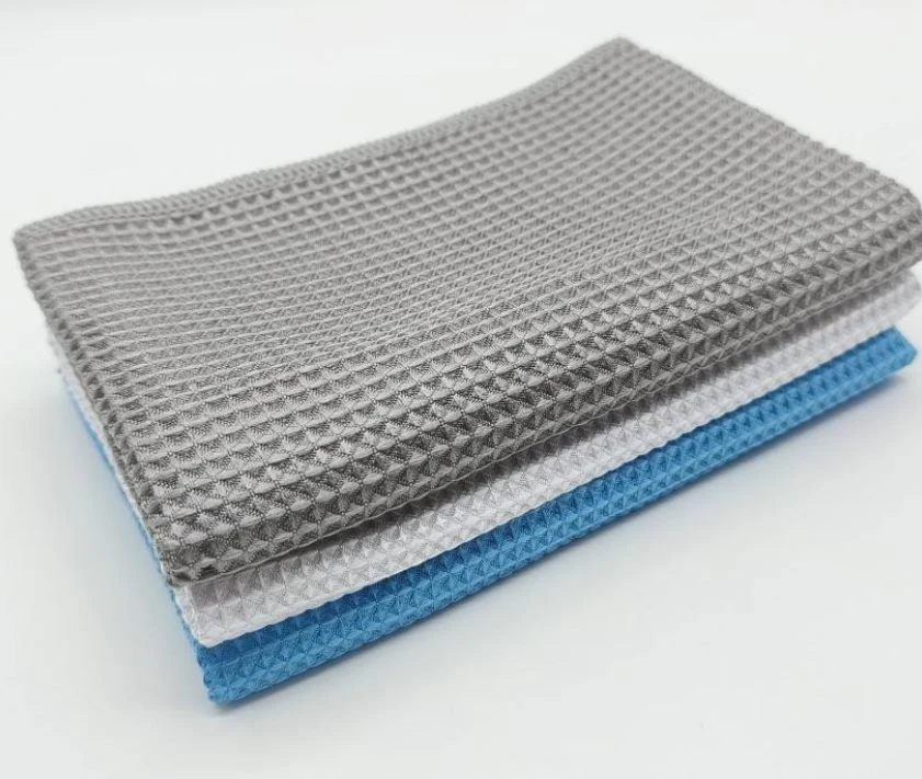C13 Waffle-Weave Glass Towel - detail 2